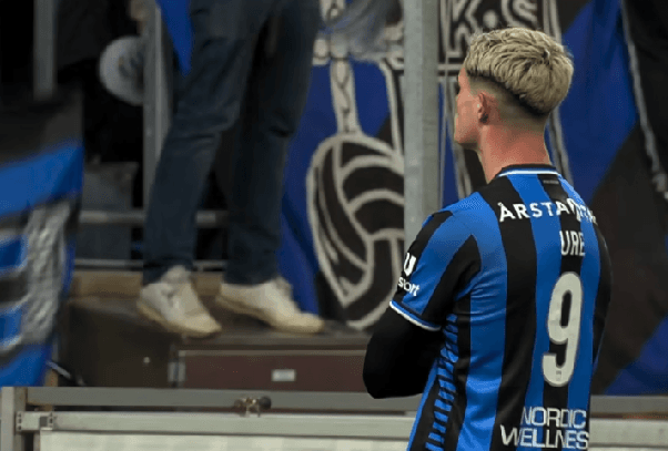 Siriusspelare firar efter segern mot Hammarby.